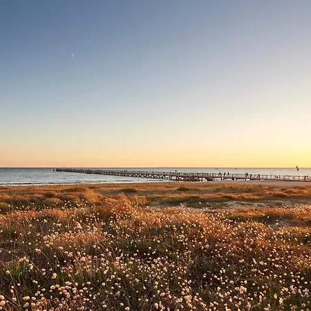 En Bord De Avec Balcon Et Parking Prive - 2 Personnes - Fr-1-540-211 * Notre-Dame-de-Monts