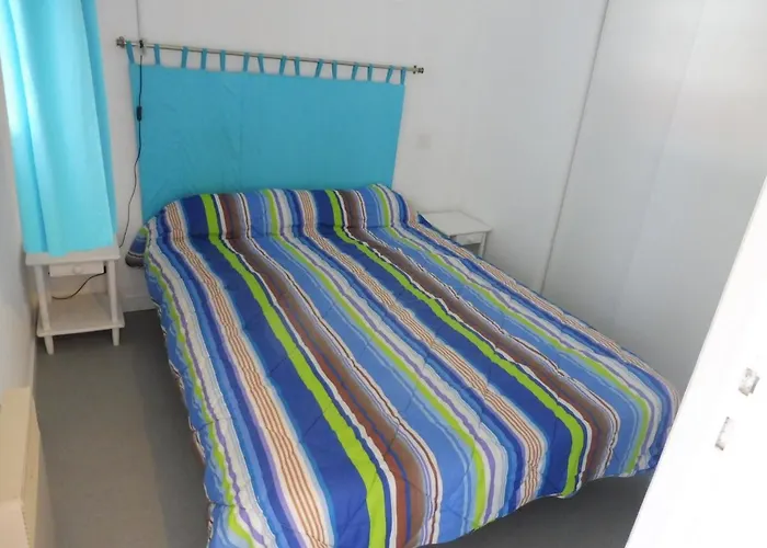 En Bord De Avec Balcon Et Parking Prive - 2 Personnes - Fr-1-540-211 *